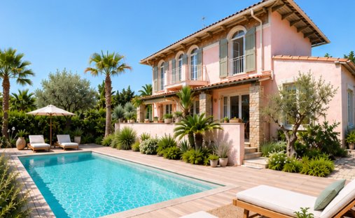 Estate in Bandol, Provence-Alpes-Côte d'Azur, France 1