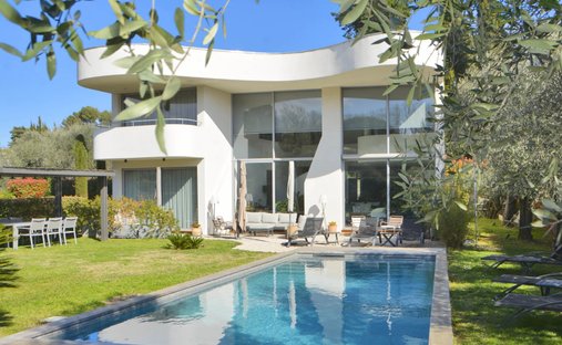 Villa in Valbonne, Provence-Alpes-Côte d'Azur, France 1