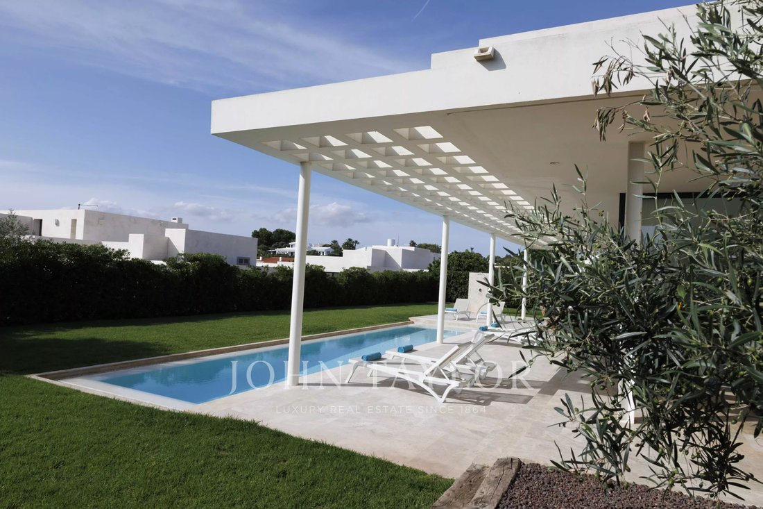 Chalet in Sant Lluis, Balearic Islands, Spain 4 - 18949428