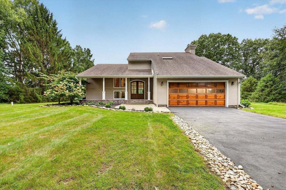 House in Marshall, Michigan, United States 4 - 18949203