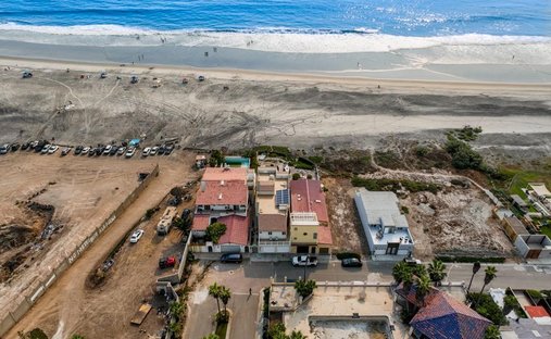 House in San Antonio del Mar, Baja California, Mexico 1