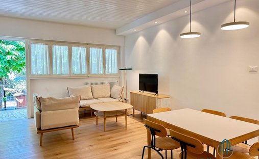 Apartment in Vittoria Apuana, Forte dei Marmi, Tuscany 1