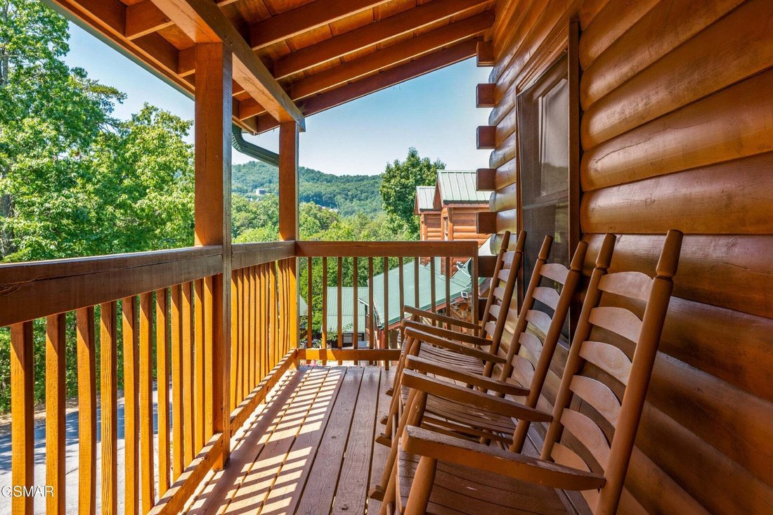 House in Pigeon Forge, Tennessee, United States 3 - 18948707