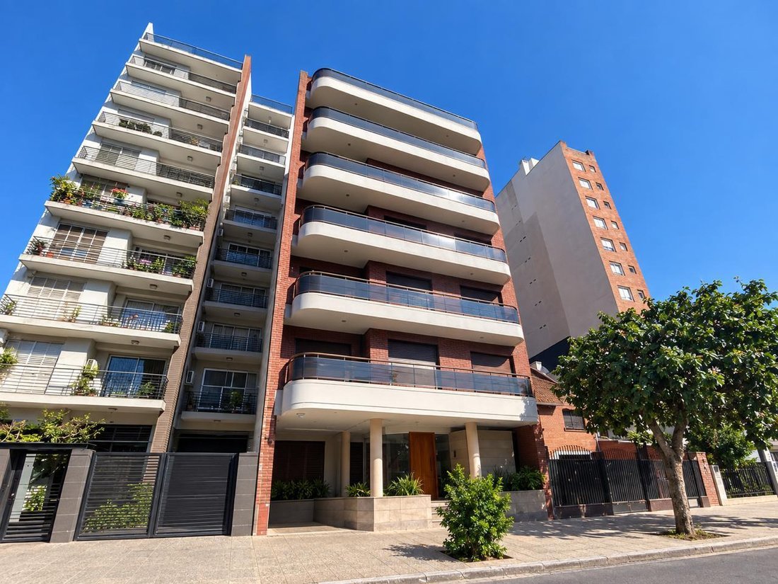 Apartment in Morón, Buenos Aires Province, Argentina 1 - 18950349