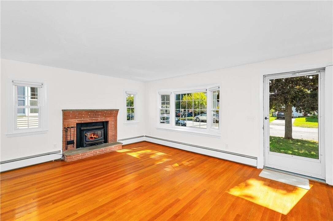 House in East Providence, Rhode Island, United States 5 - 18952133