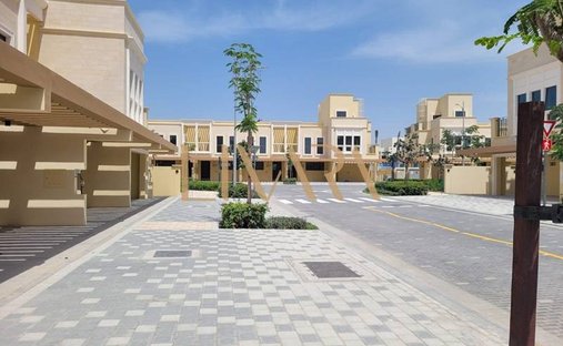 Townhouse in Al Hebiah 5, Al Hebiah, Dubai 1