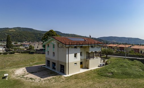House in Tregnago, Veneto, Italy 1
