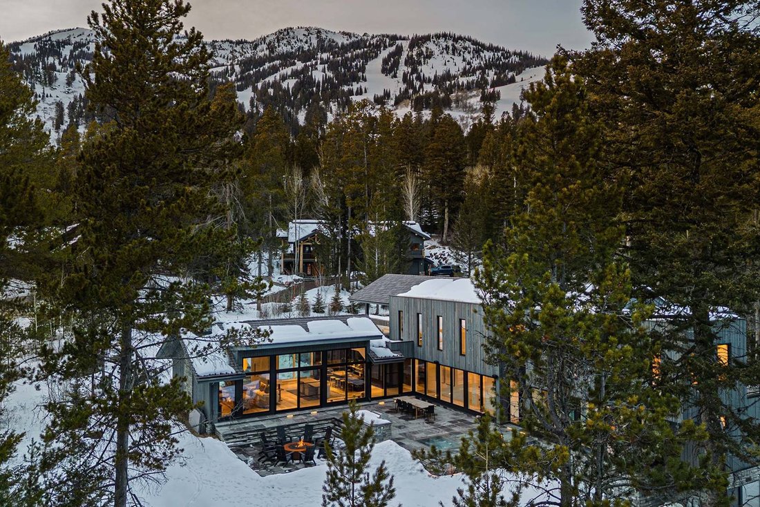 House in Jackson, Wyoming, United States 2 - 18952079