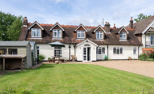 House in Newdigate, England 1
