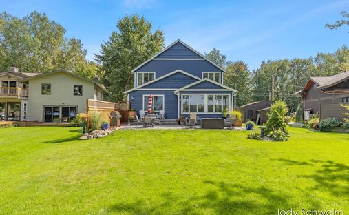 House in Comstock Park, Michigan, United States 1