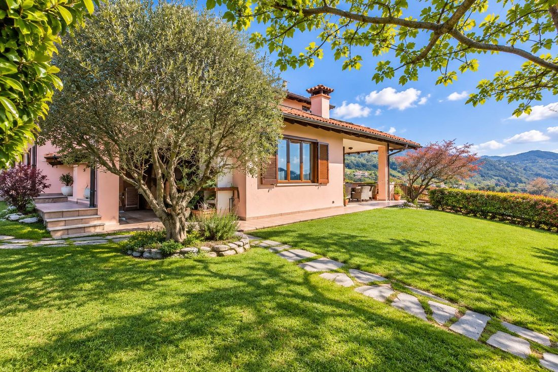 Villa in Meina, Piedmont, Italy 3 - 18954772