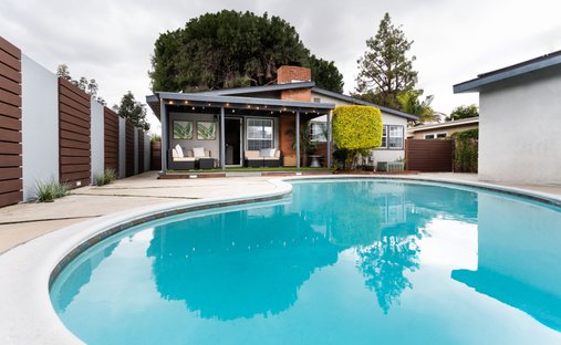 House in Signal Hill, California, United States 1