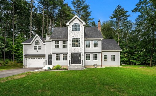 House in Westford, Massachusetts, United States 1