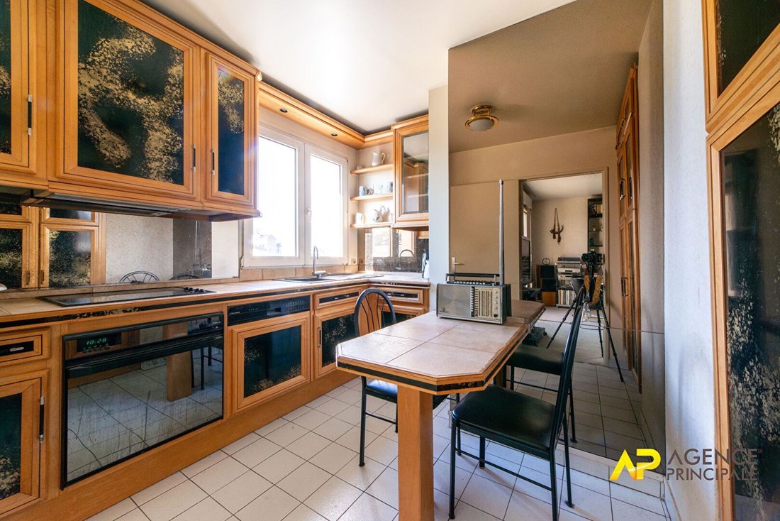 Apartment in Souvenir Français, La Garenne-Colombes, France 3 - 18949831