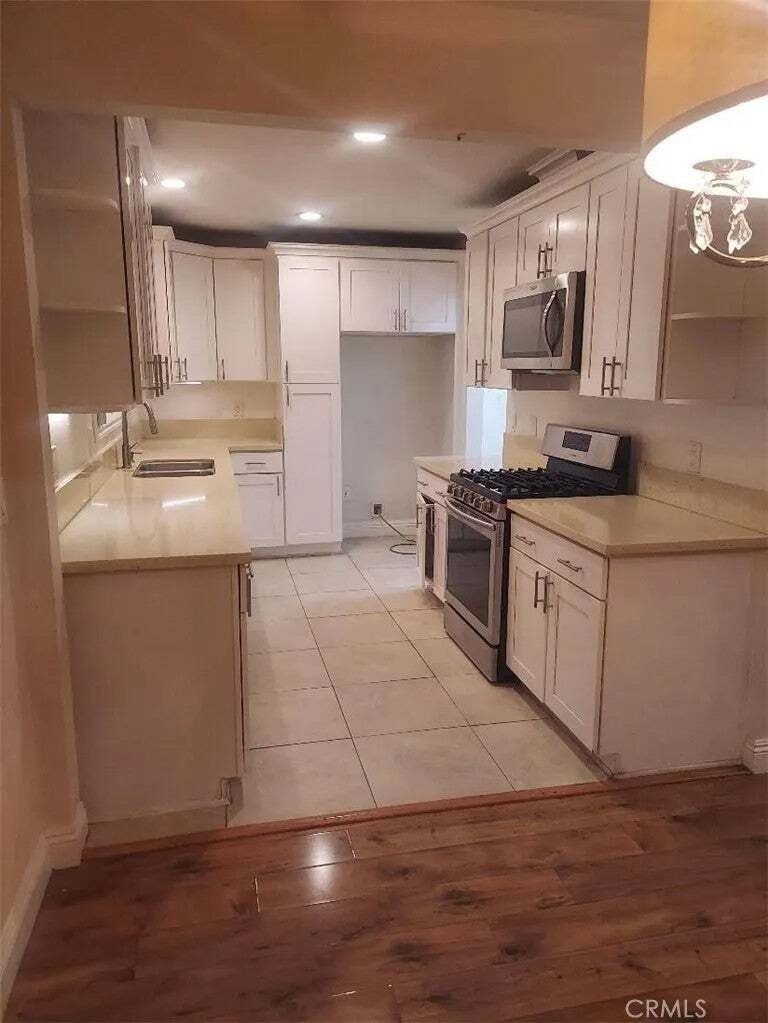 House in El Monte, California, United States 5 - 18953905
