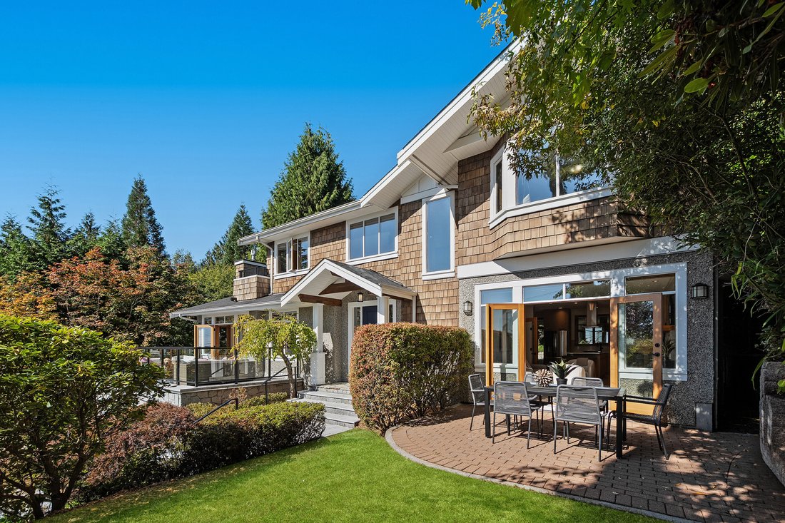 House in North Vancouver, British Columbia, Canada 1 - 18950888