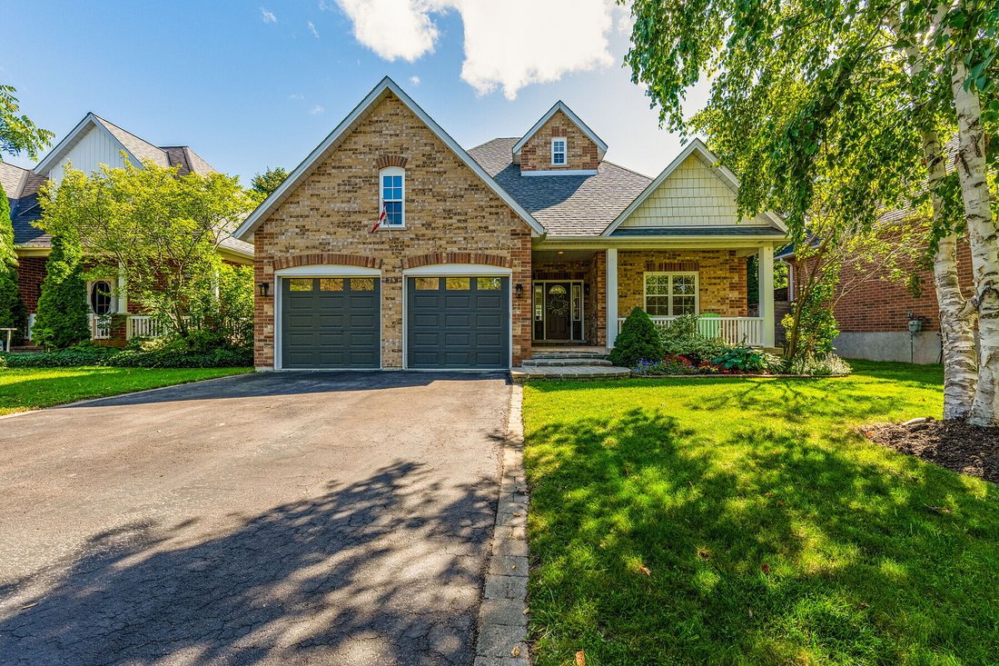 House in Clearview, Ontario, Canada 1 - 18950898