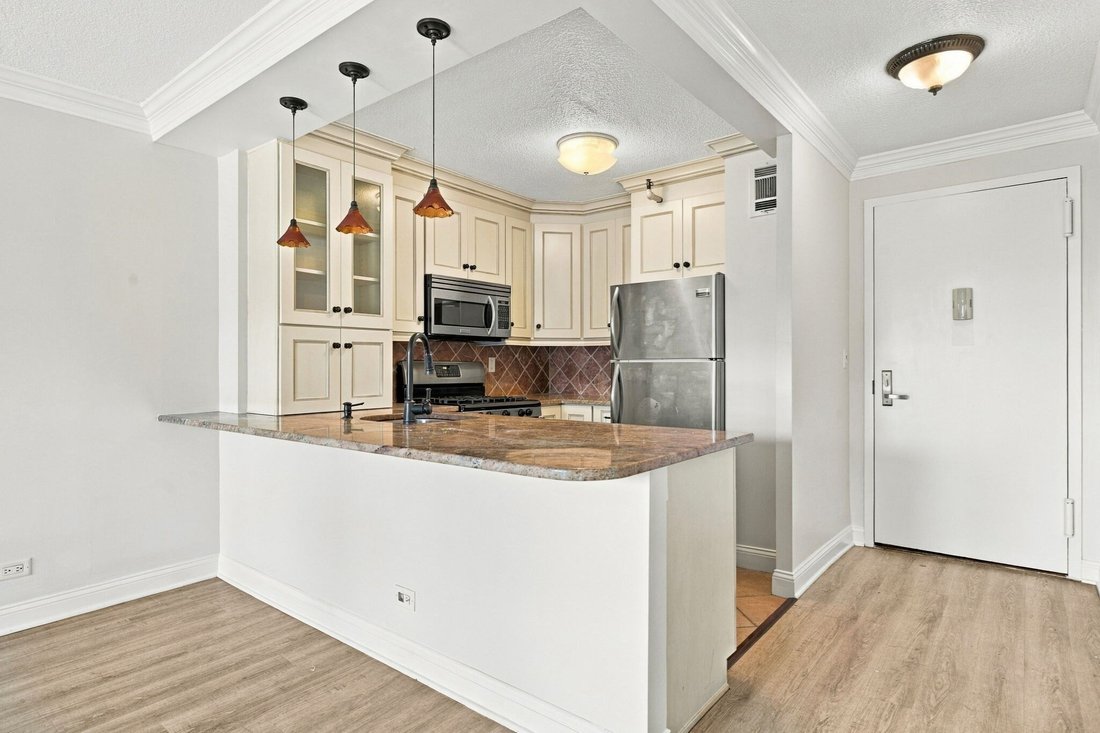 Condo in Boston, Massachusetts, United States 5 - 18953655