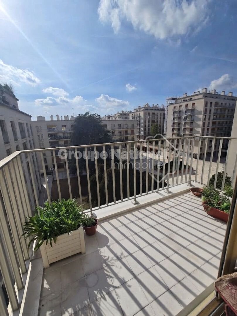 Apartment in Domaine National du Château, Versailles, France 5 - 18954432