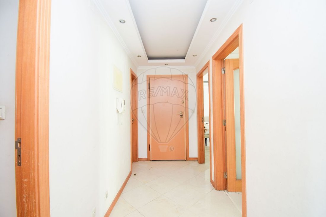 Apartment in Odivelas, Lisbon, Portugal 2 - 18948604