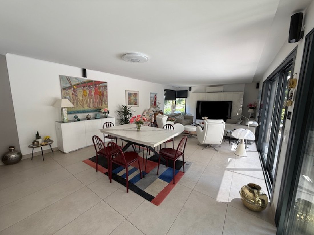 House in Bandol, Provence-Alpes-Côte d'Azur, France 3 - 18013715