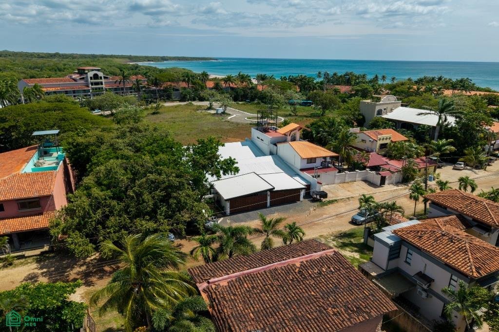 Haus in Playa Langosta, Provinz Guanacaste, Costa Rica 1 - 18822974