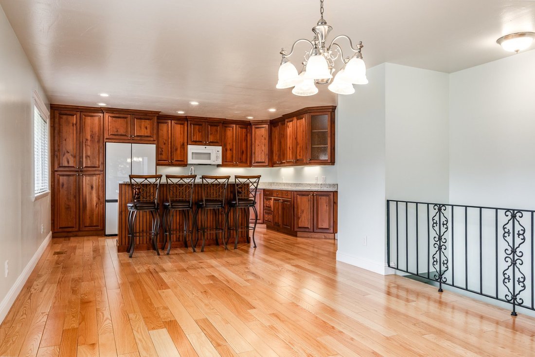 House in Sandy, Utah, United States 2 - 18950691