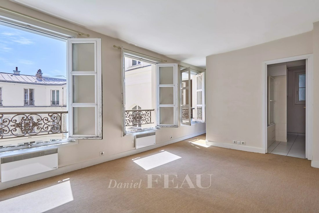 Apartment in Saint Merri, Paris 4e Arrondissement, Paris 2 - 18949775