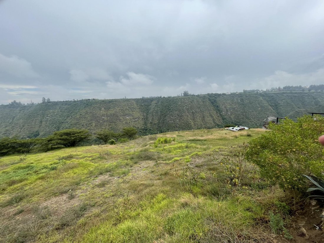 Land in Quito, Pichincha, Ecuador 1 - 18949408