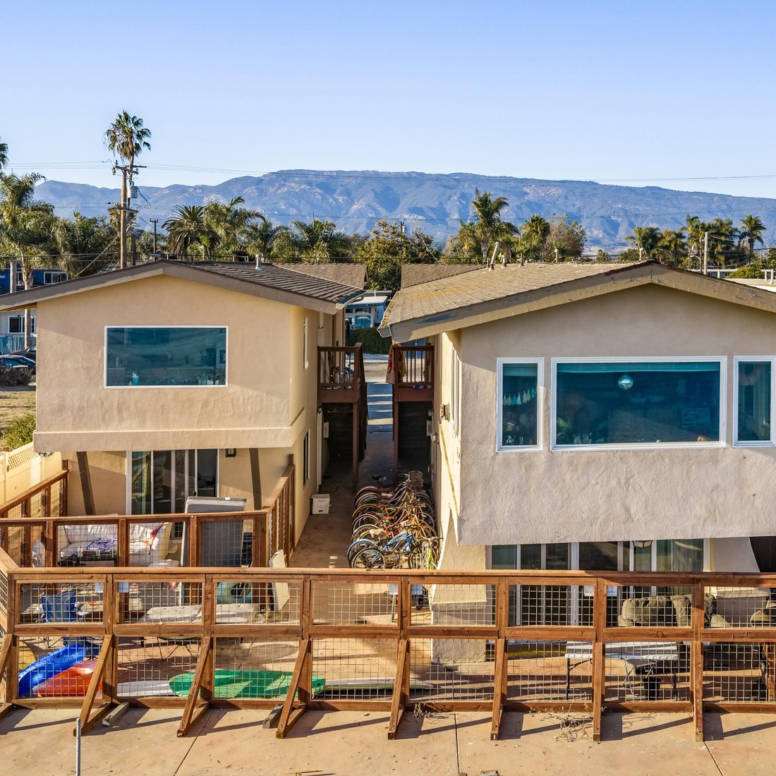Goleta, California, United States 4 - 18951893