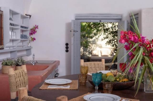 Estate in Thira, Aegean, Greece 2 - 18952034