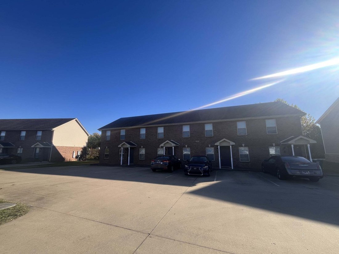 Clarksville, Tennessee, United States 3 - 18952777