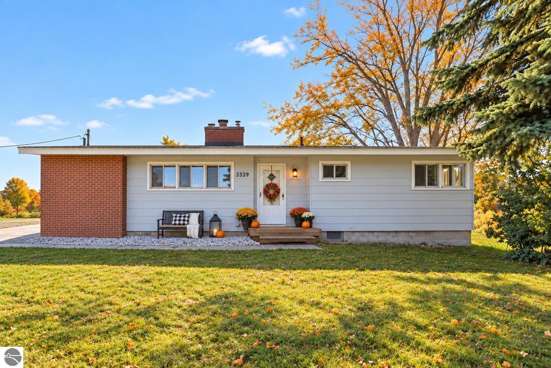 House in Traverse City, Michigan, United States 1 - 18948270