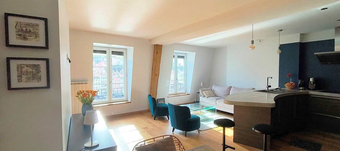Apartment in Saint Vincent, Lyon 1er Arrondissement, Lyon 4 - 18954579