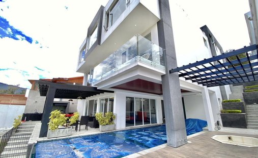 House in Quito, Pichincha, Ecuador 1