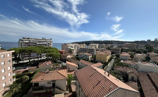 Apartment in Cabbe-Saint Roman, Roquebrune-Cap-Martin, France 1