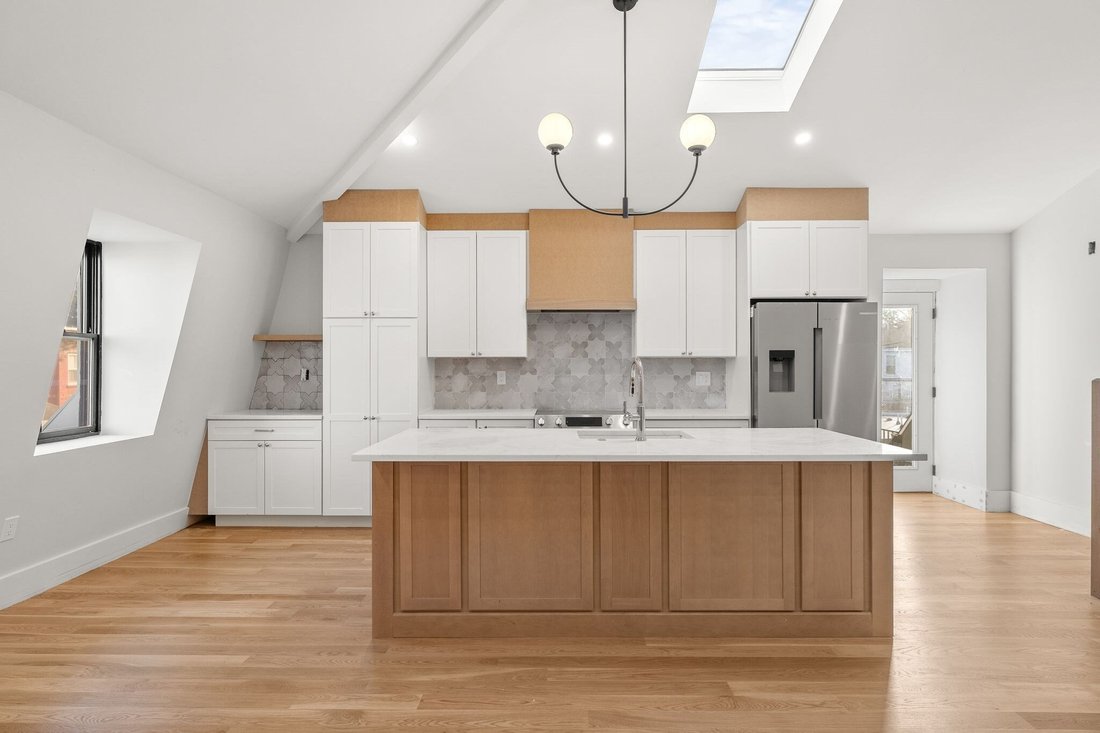 Condo in Boston, Massachusetts, United States 1 - 18810307