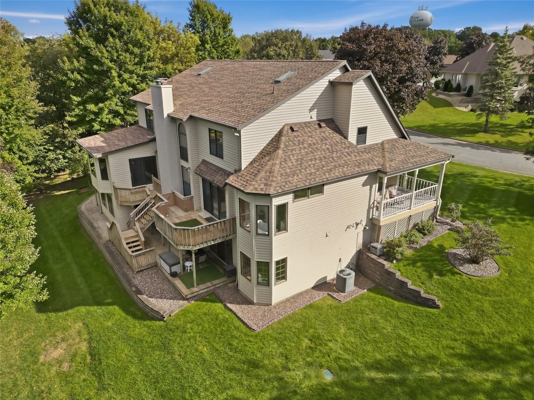 House in Eau Claire, Wisconsin, United States 2 - 18948875