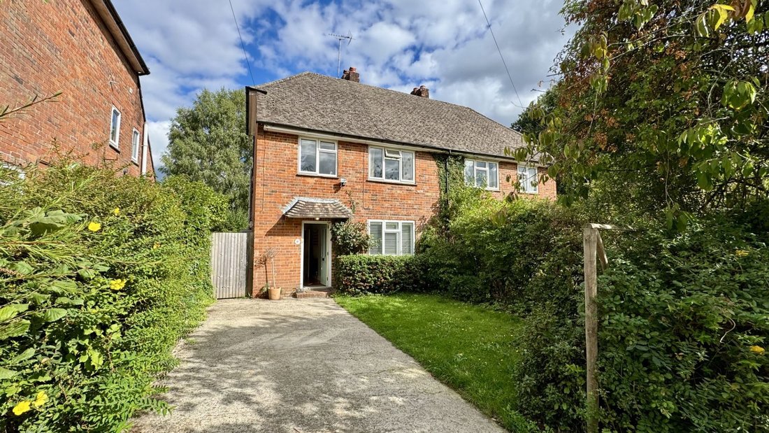 House in Balcombe, England 1 - 18949949