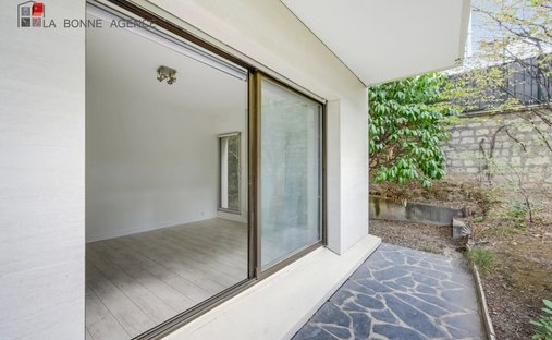 Apartment in Villiers-Cerdan, Levallois-Perret, France 1