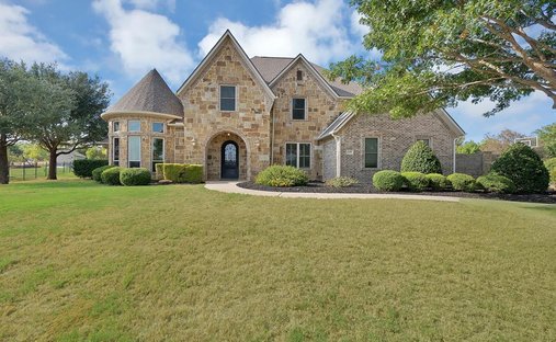 House in Lewisville, Texas, United States 1