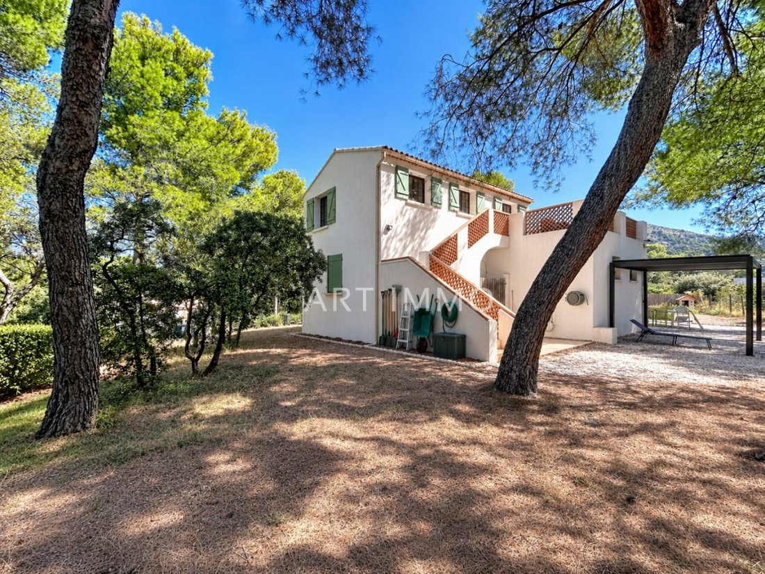 House in Cavaillon, Provence-Alpes-Côte d'Azur, France 1 - 18949536