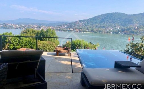 House in Valle de Bravo, State of Mexico, Mexico 1