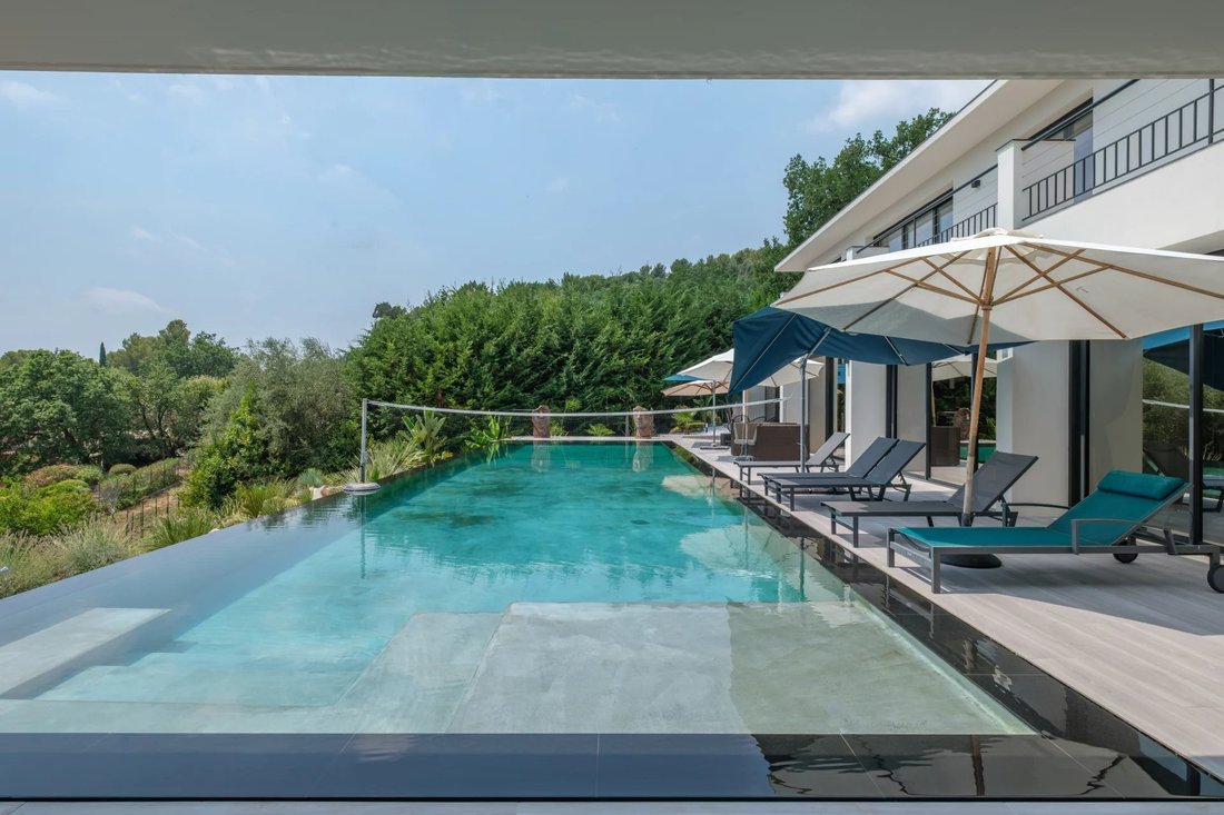 Villa in Tourrettes-sur-Loup, Provence-Alpes-Côte d'Azur, France 3 - 18949921