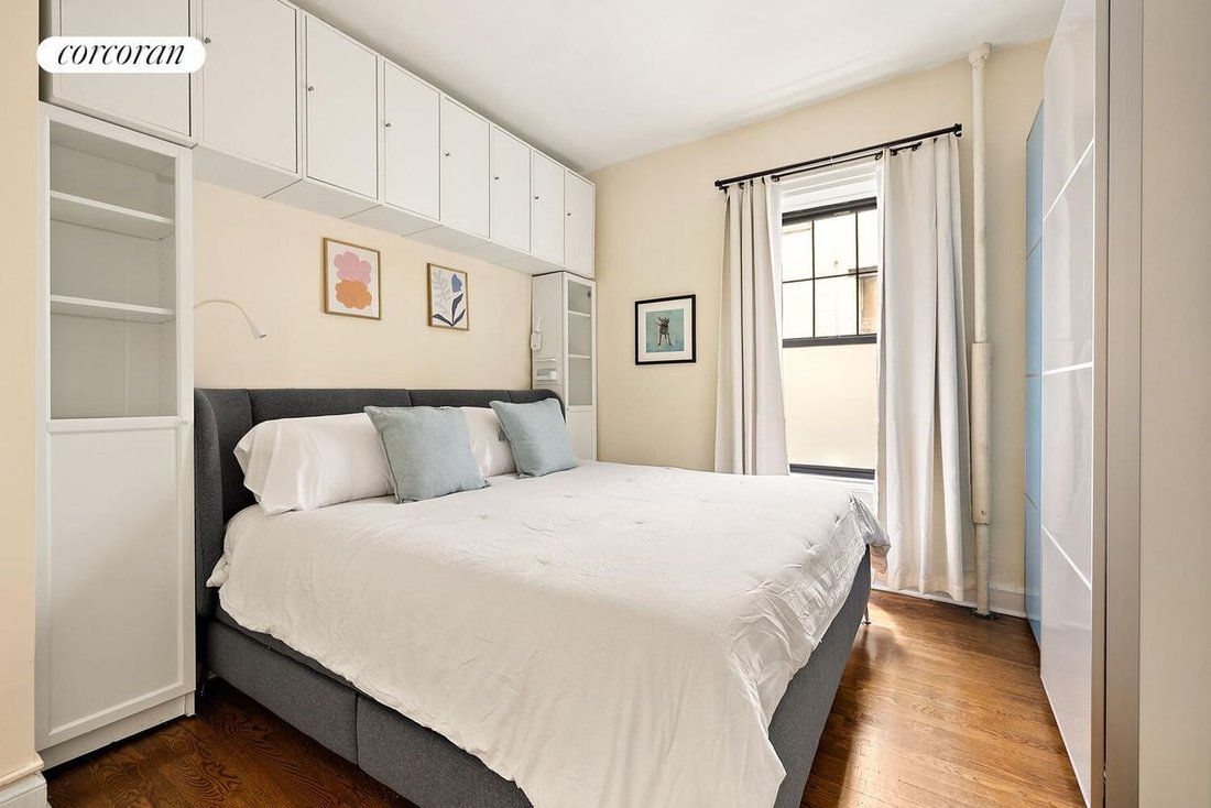 Co Op in New York, New York, United States 4 - 18948201
