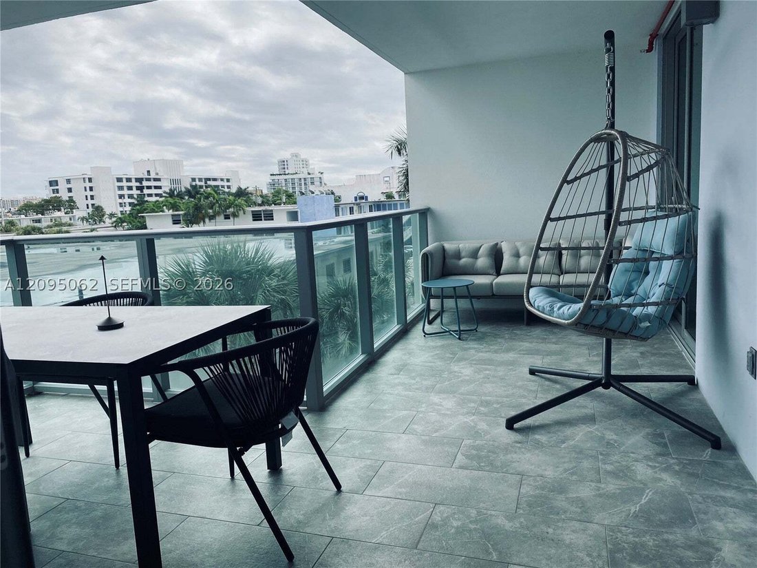 Condo in Bal Harbour, Florida, United States 4 - 18952703