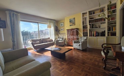 Apartment in Domaine National du Château, Versailles, France 1