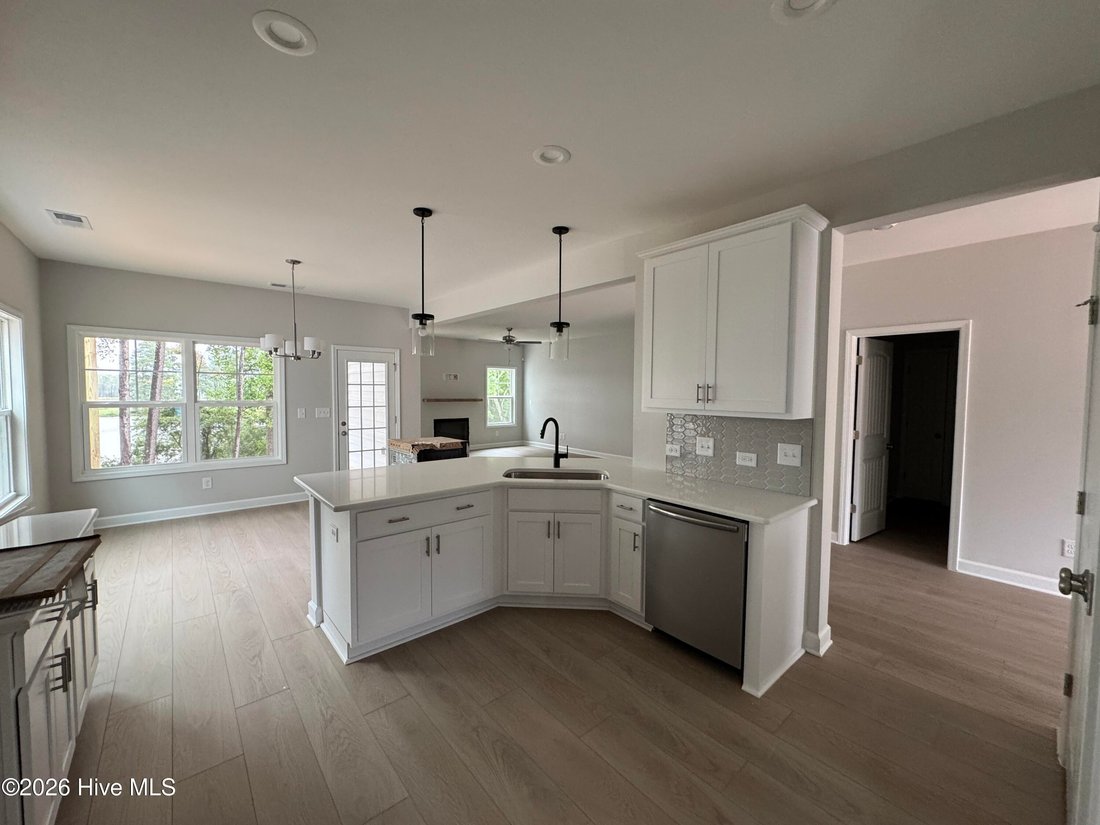 House in Aberdeen, North Carolina, United States 5 - 18302322