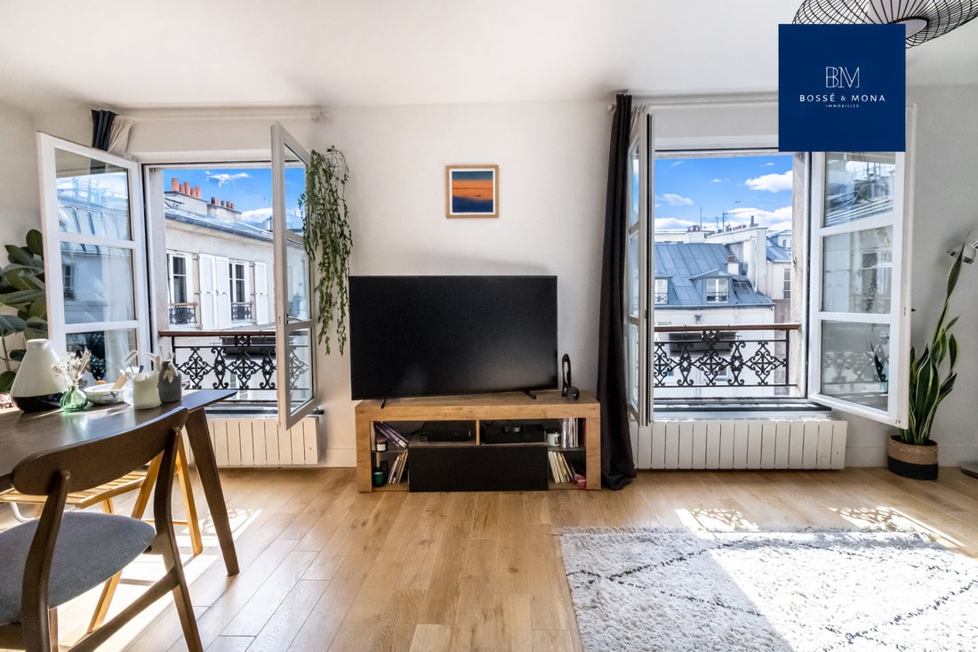 Apartment in Montorgueil-Saint Denis, Paris 2e Arrondissement, Paris 2 - 18949856