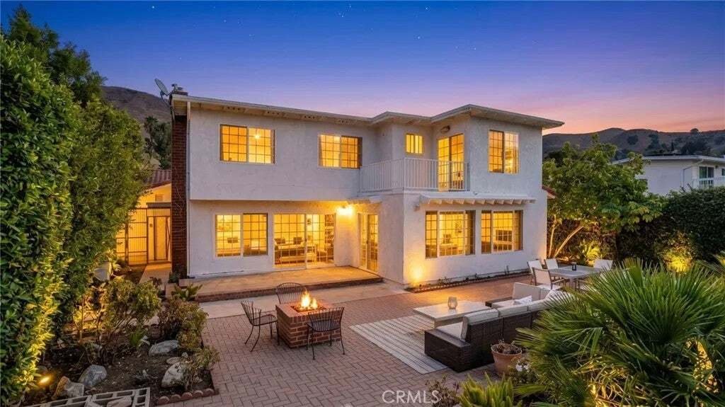 Maison à Agoura Hills, Californie, États-Unis 3 - 18695373